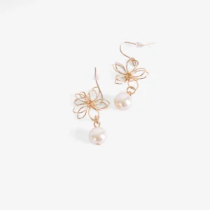 Pearl Detailed Flower Dangle Gold Earrings
